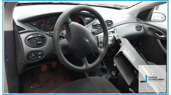 FORD FOCUS CAK del 2002 parti usate e ricambi - Tipo Motore F9DA