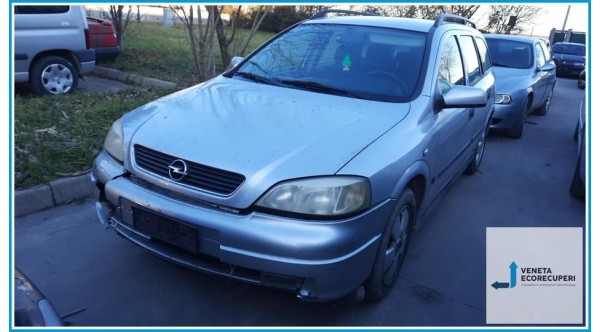 OPEL ASTRA T98 del 2002 parti usate e ricambi - Tipo Motore Y17DT