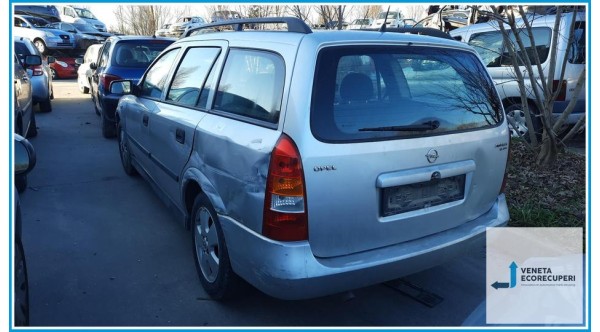 OPEL ASTRA T98 del 2002 parti usate e ricambi - Tipo Motore Y17DT