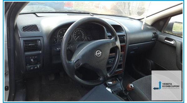 OPEL ASTRA T98 del 2002 parti usate e ricambi - Tipo Motore Y17DT
