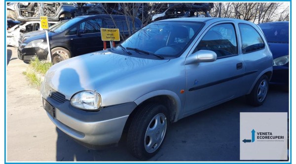 OPEL CORSA S93 del 1998 parti usate e ricambi - Tipo Motore X12XE