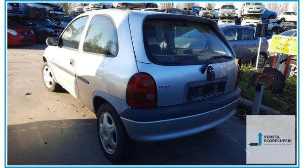 OPEL CORSA S93 del 1998 parti usate e ricambi - Tipo Motore X12XE