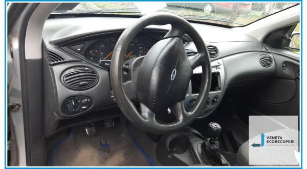 FORD FOCUS CAK del 2001 parti usate e ricambi - Tipo Motore C9DB