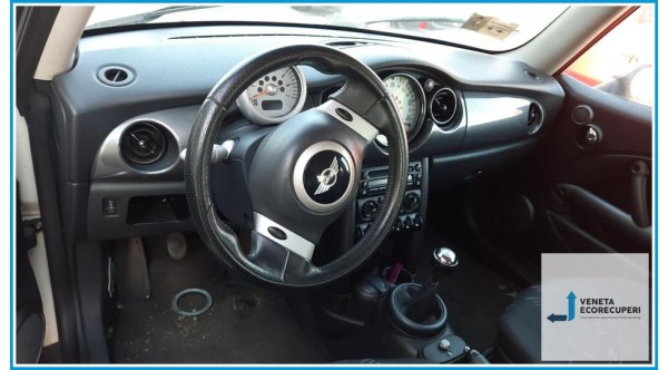 MINI MINI R50/R53 del 2006 parti usate e ricambi - Tipo Motore 1ND