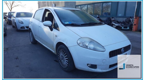 FIAT GRANDE PUNTO 2Y del 2007 parti usate e ricambi - Tipo Motore 199A2000