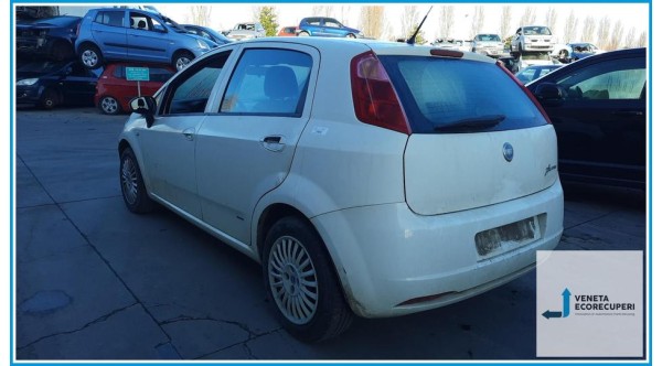 FIAT GRANDE PUNTO 2Y del 2007 parti usate e ricambi - Tipo Motore 199A2000