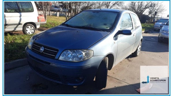 FIAT PUNTO 2U del 2004 parti usate e ricambi - Tipo Motore 188A4000