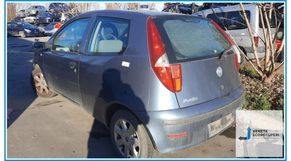 FIAT PUNTO 2U del 2004 parti usate e ricambi - Tipo Motore 188A4000