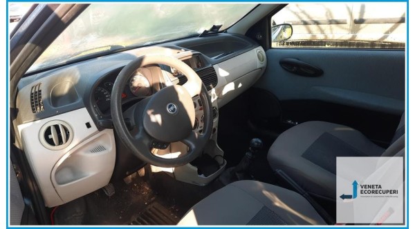 FIAT PUNTO 2U del 2004 parti usate e ricambi - Tipo Motore 188A4000