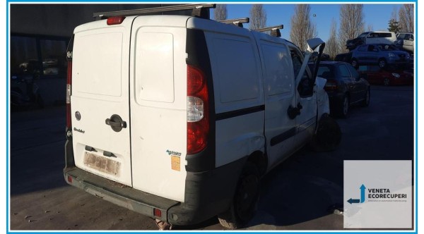 FIAT DOBLO' 3C del 2010 parti usate e ricambi - Tipo Motore 182B6000