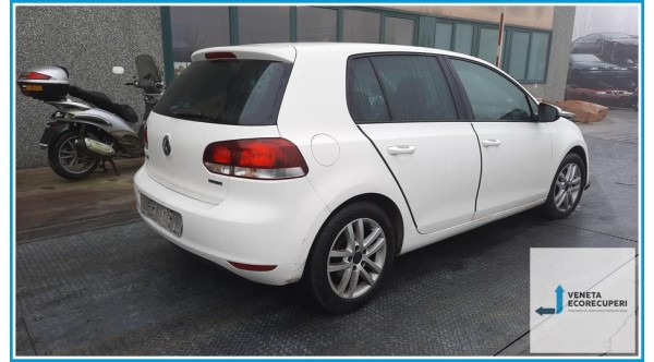 VOLKSWAGEN GOLF 5K/AJ del 2011 parti usate e ricambi - Tipo Motore CHG