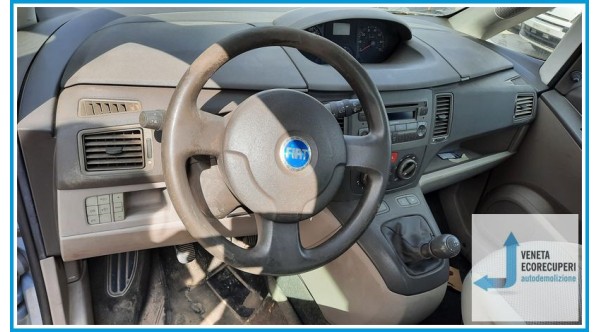 FIAT IDEA 4D/2S del 2006 parti usate e ricambi