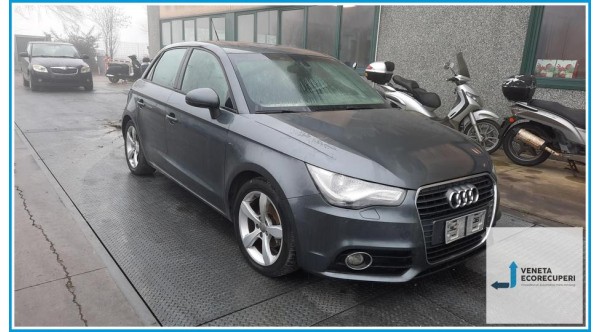AUDI A1 8X del 2013 parti usate e ricambi - Tipo Motore CAY