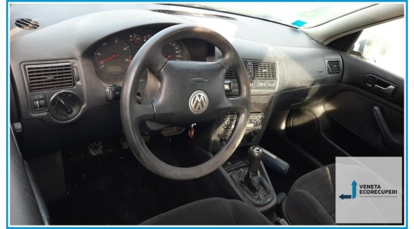 VOLKSWAGEN GOLF 1J del 2003 parti usate e ricambi - Tipo Motore ATD
