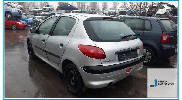 PEUGEOT 206  del 2002 parti usate e ricambi - Tipo Motore HFX