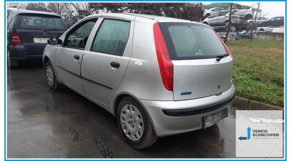 FIAT PUNTO 1N/1P del 2001 parti usate e ricambi - Tipo Motore 188A5000