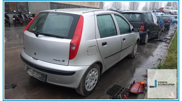 FIAT PUNTO 1N/1P del 2001 parti usate e ricambi - Tipo Motore 188A5000