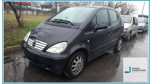 MERCEDES-BENZ Classe A W168 del 2001 parti usate e ricambi - Tipo Motore 166940