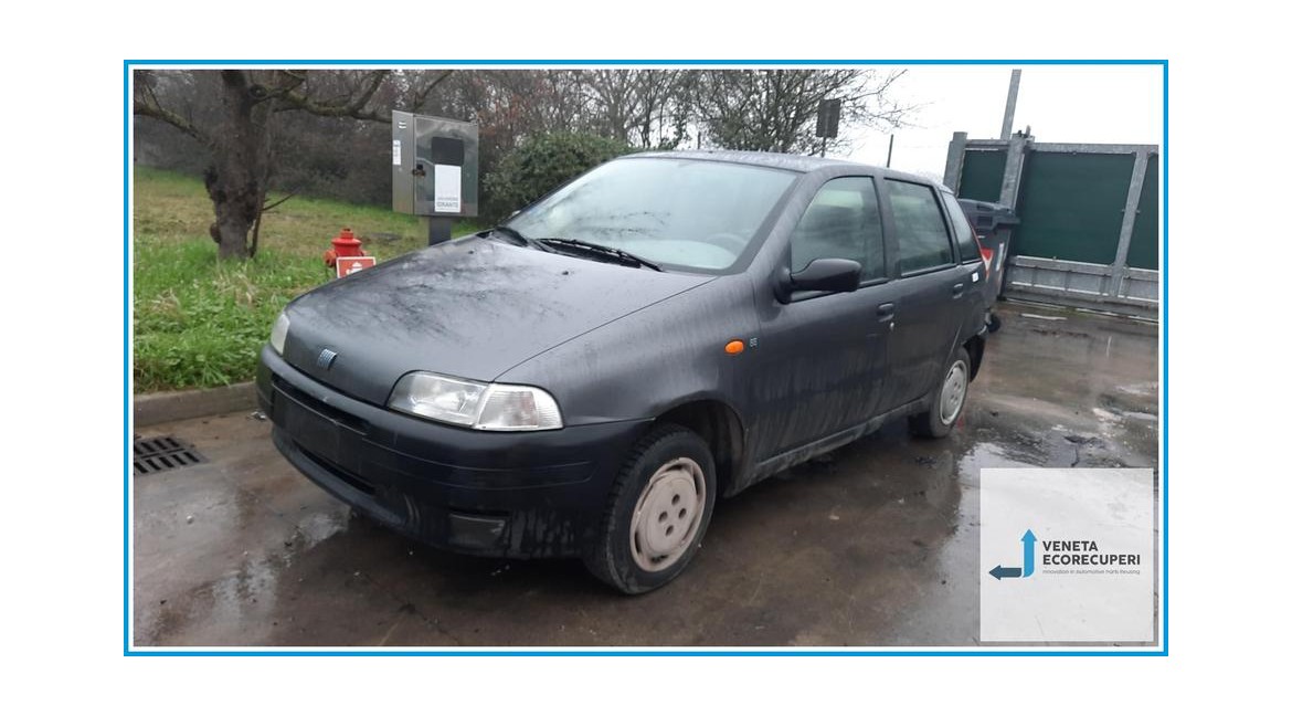 FIAT PUNTO 1a Serie  del 1996 parti usate e ricambi - Tipo Motore 176B2000