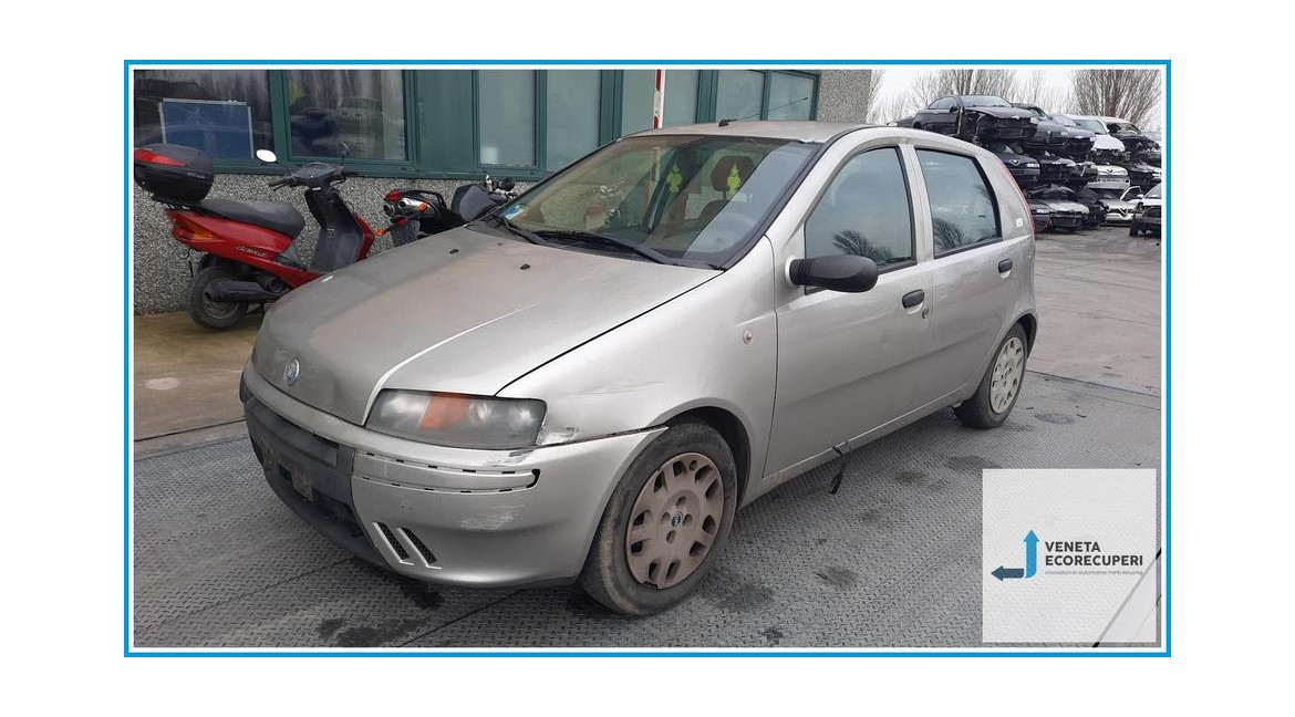 FIAT PUNTO 1N/1P del 2002 parti usate e ricambi - Tipo Motore 188A4000