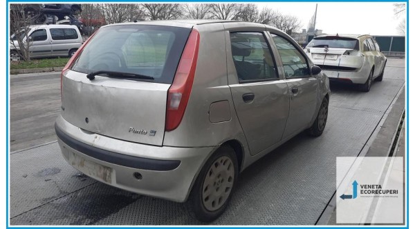 FIAT PUNTO 1N/1P del 2002 parti usate e ricambi - Tipo Motore 188A4000