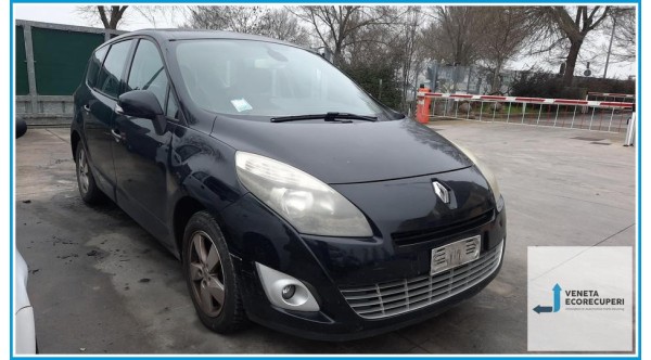 RENAULT SCENIC 3a Serie  del 2010 parti usate e ricambi - Tipo Motore K9KJ8