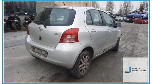 TOYOTA YARIS  del 2007 parti usate e ricambi - Tipo Motore 2SZFE
