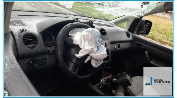 VOLKSWAGEN CADDY  del 2013 parti usate e ricambi - Tipo Motore BSX