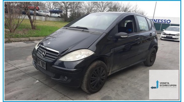 MERCEDES-BENZ Classe A W/C169 del 2005 parti usate e ricambi - Tipo Motore 266920