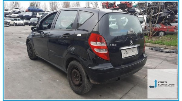 MERCEDES-BENZ Classe A W/C169 del 2005 parti usate e ricambi - Tipo Motore 266920