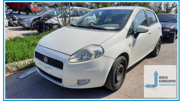FIAT GRANDE PUNTO 2Y del 2006 parti usate e ricambi