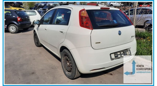 FIAT GRANDE PUNTO 2Y del 2006 parti usate e ricambi