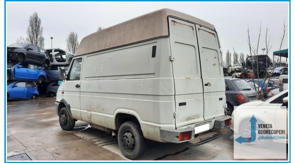 IVECO Daily II del 1991 parti usate e ricambi - Tipo Motore SOFIM814007