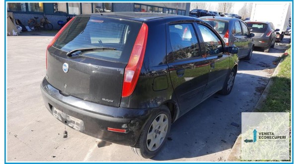 FIAT PUNTO 2U del 2005 parti usate e ricambi - Tipo Motore 188A9000