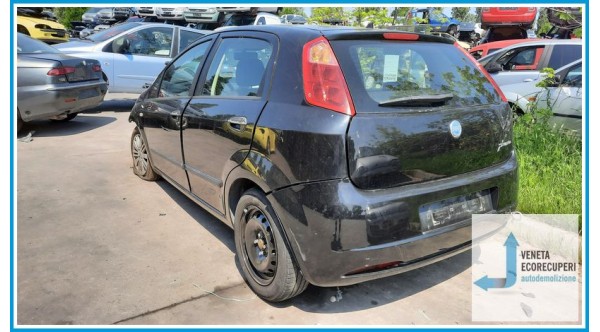 FIAT GRANDE PUNTO 2Y del 2007 parti usate e ricambi
