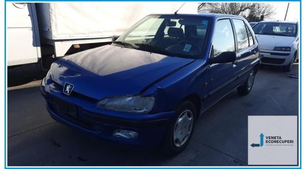 PEUGEOT 106  del 1996 parti usate e ricambi - Tipo Motore HDZ