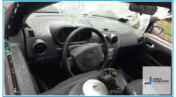 FORD FUSION CBK del 2005 parti usate e ricambi - Tipo Motore F6JA