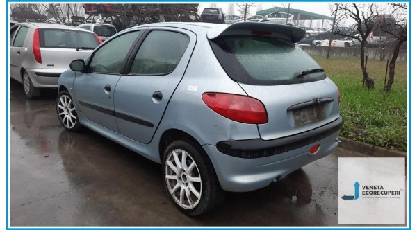 PEUGEOT 206  del 2001 parti usate e ricambi - Tipo Motore HFX