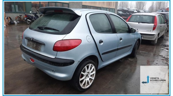 PEUGEOT 206  del 2001 parti usate e ricambi - Tipo Motore HFX
