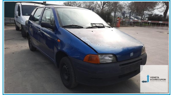 FIAT PUNTO 1a Serie  del 1997 parti usate e ricambi - Tipo Motore 176B2000