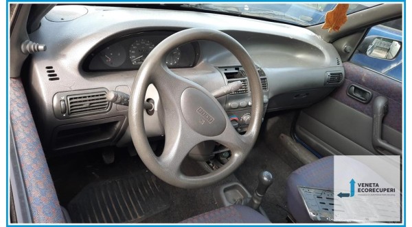 FIAT PUNTO 1a Serie  del 1997 parti usate e ricambi - Tipo Motore 176B2000