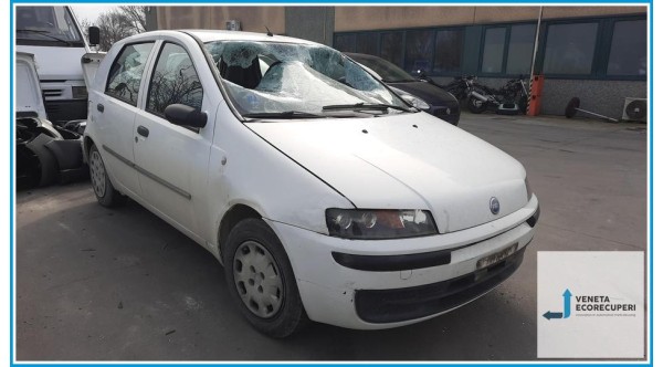 FIAT PUNTO 1N/1P del 2001 parti usate e ricambi - Tipo Motore 188A4000