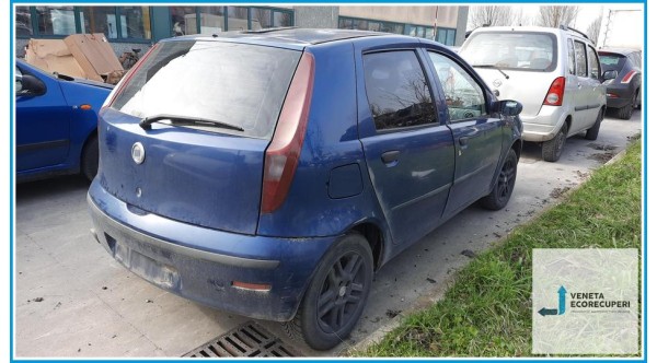 FIAT PUNTO 1N/1P del 2004 parti usate e ricambi - Tipo Motore 188A4000