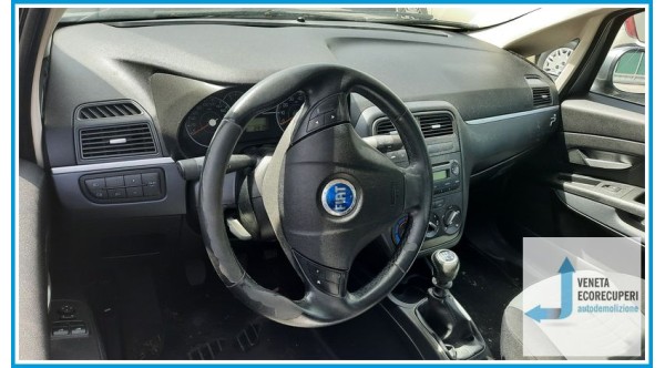 FIAT GRANDE PUNTO 2Y del 2007 parti usate e ricambi