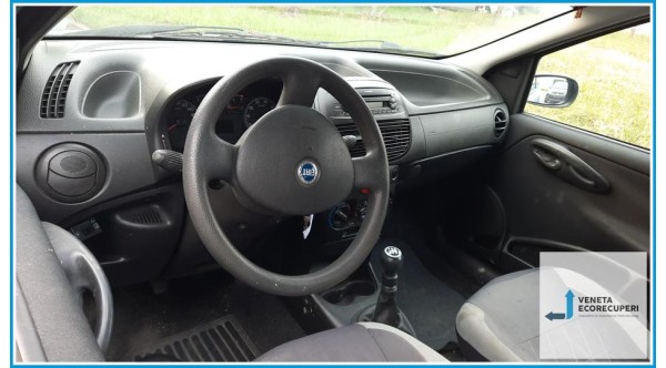 FIAT PUNTO 2U del 2006 parti usate e ricambi - Tipo Motore 188A4000