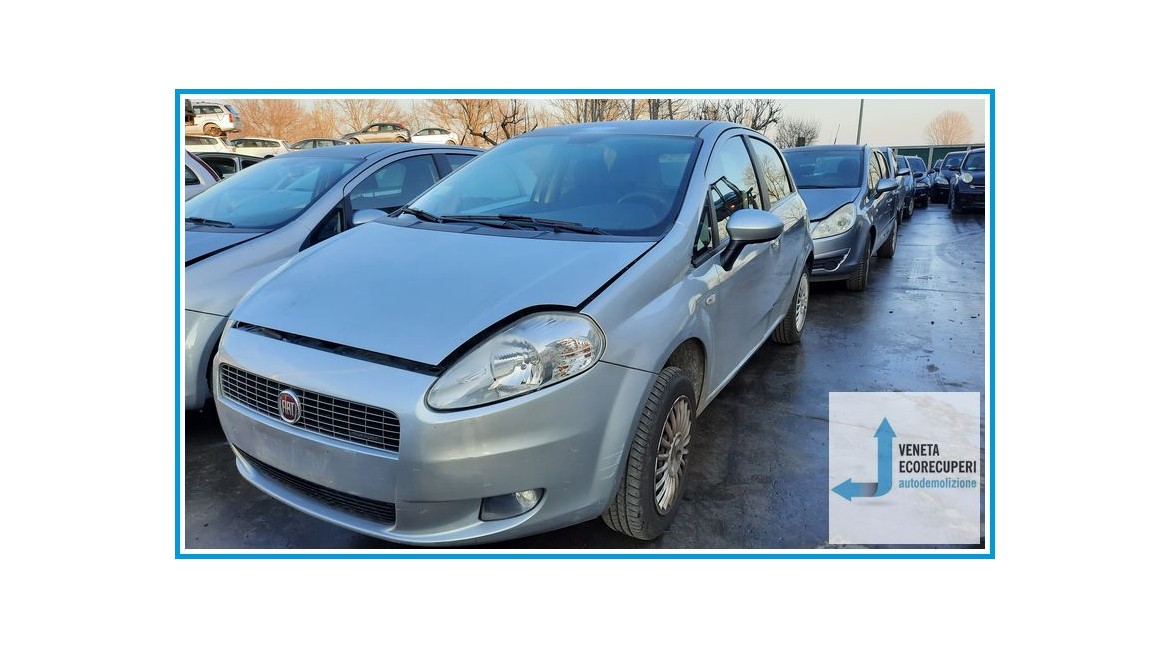 FIAT GRANDE PUNTO 2Y del 2008 parti usate e ricambi