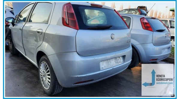 FIAT GRANDE PUNTO 2Y del 2008 parti usate e ricambi