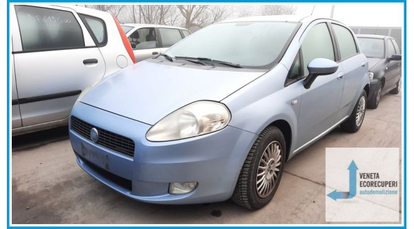 FIAT GRANDE PUNTO 2Y del 2006 parti usate e ricambi