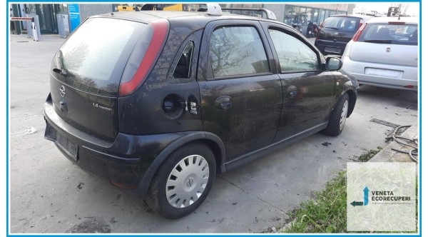 OPEL CORSA X01 del 2004 parti usate e ricambi - Tipo Motore Z14XEP