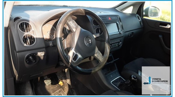 VOLKSWAGEN GOLF PLUS  del 2009 parti usate e ricambi - Tipo Motore CBD
